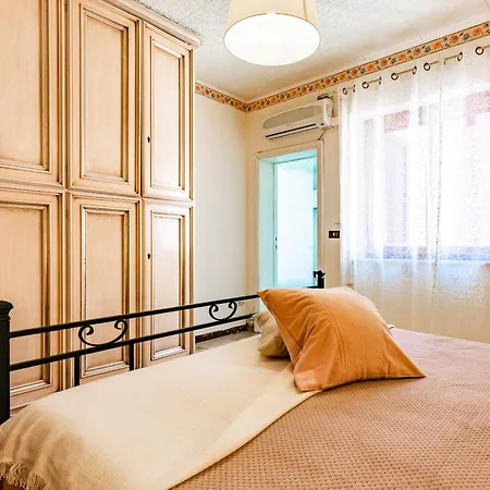 Anita شقة *